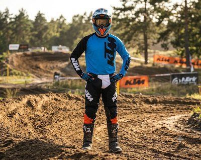 Комплект мотоекіпіровки KTM (Джерси + Штани) J-063: Домініруй на бездоріжжі з комфортом J-063(S 30) фото